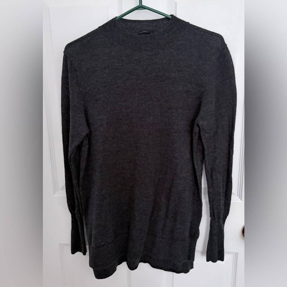Badgley Mischka Dark Gray 100% Merino Wool Crewneck Sweater